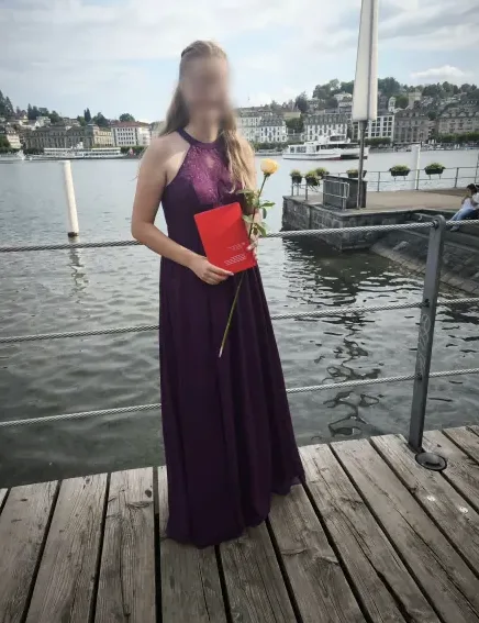 Amber, 23