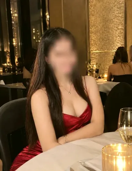 Anne, 30