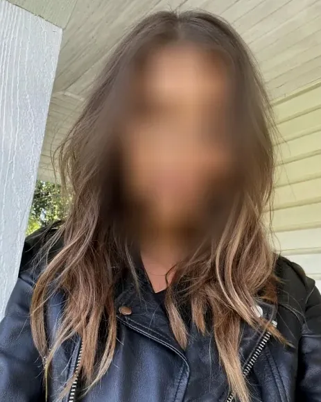 Bianca, 32