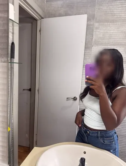 Esila, 29