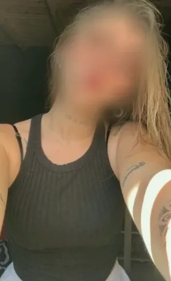 Fatima, 32