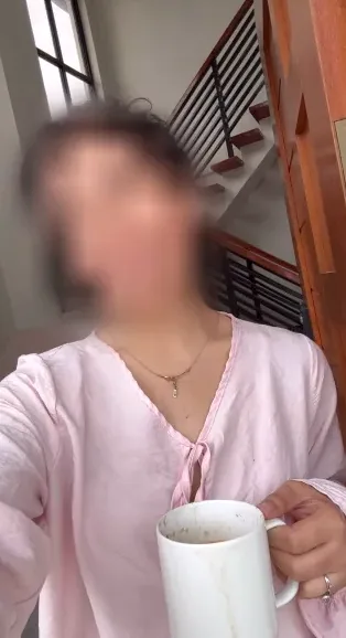 Linda, 30