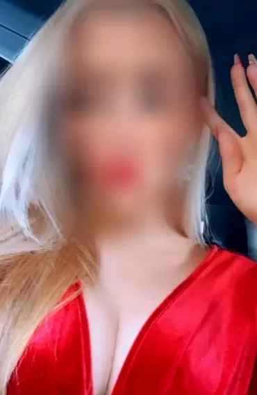 Lynn, 36
