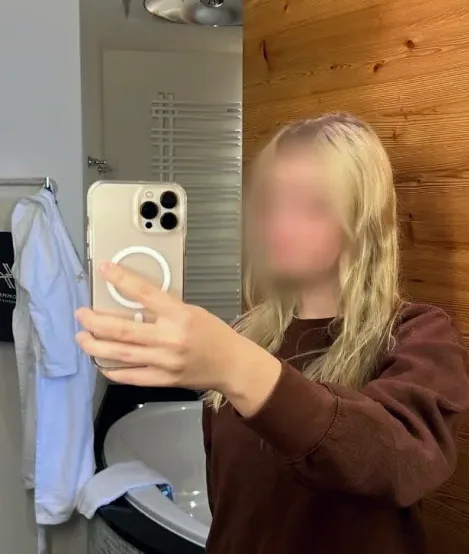 Sabine, 20